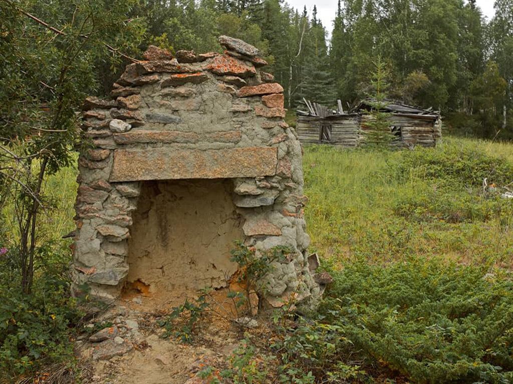 Tłı̨chǫ Chimney Project
